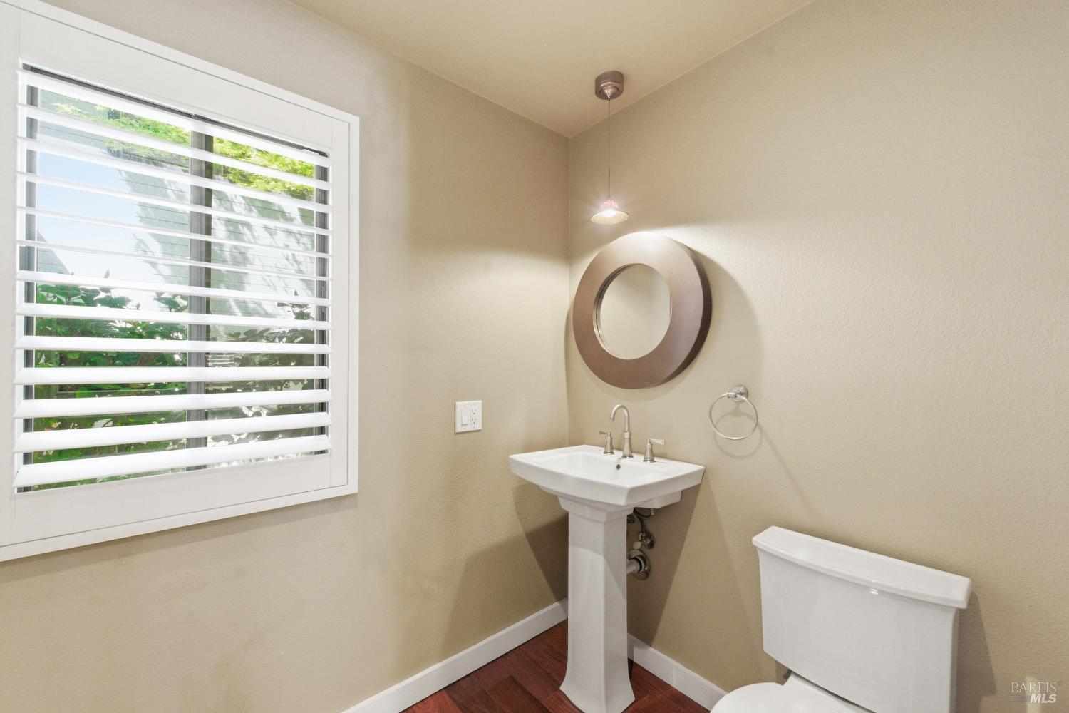Property photo 31