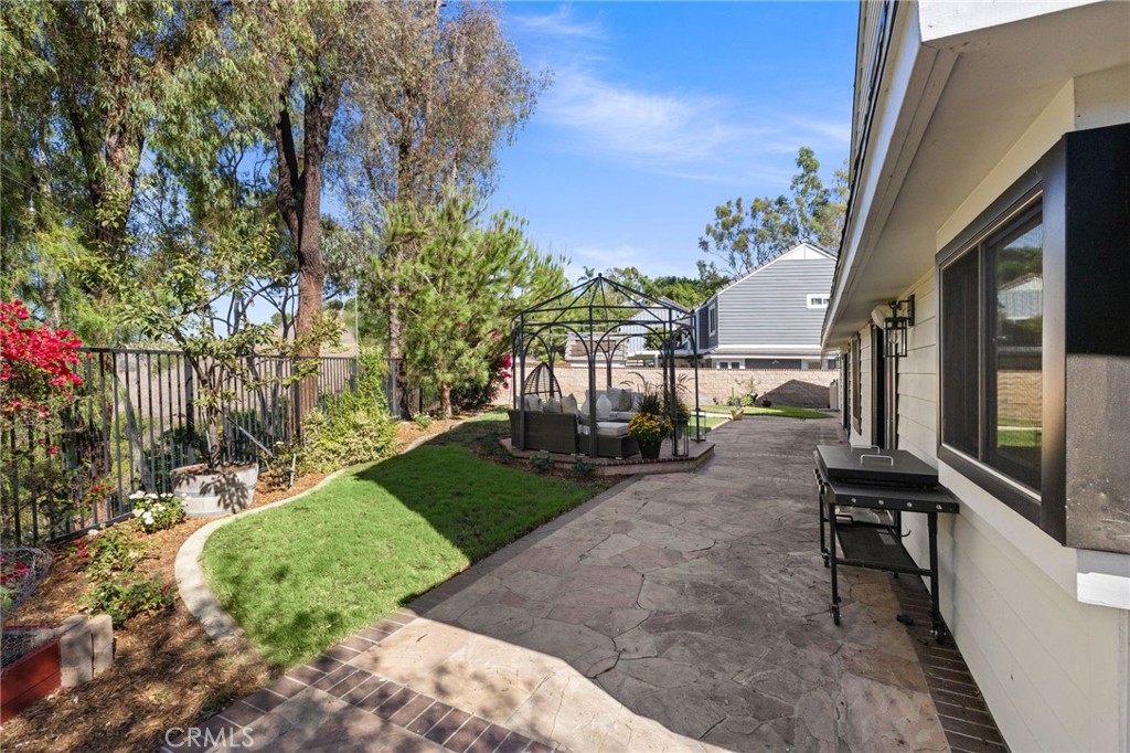 Property photo 32