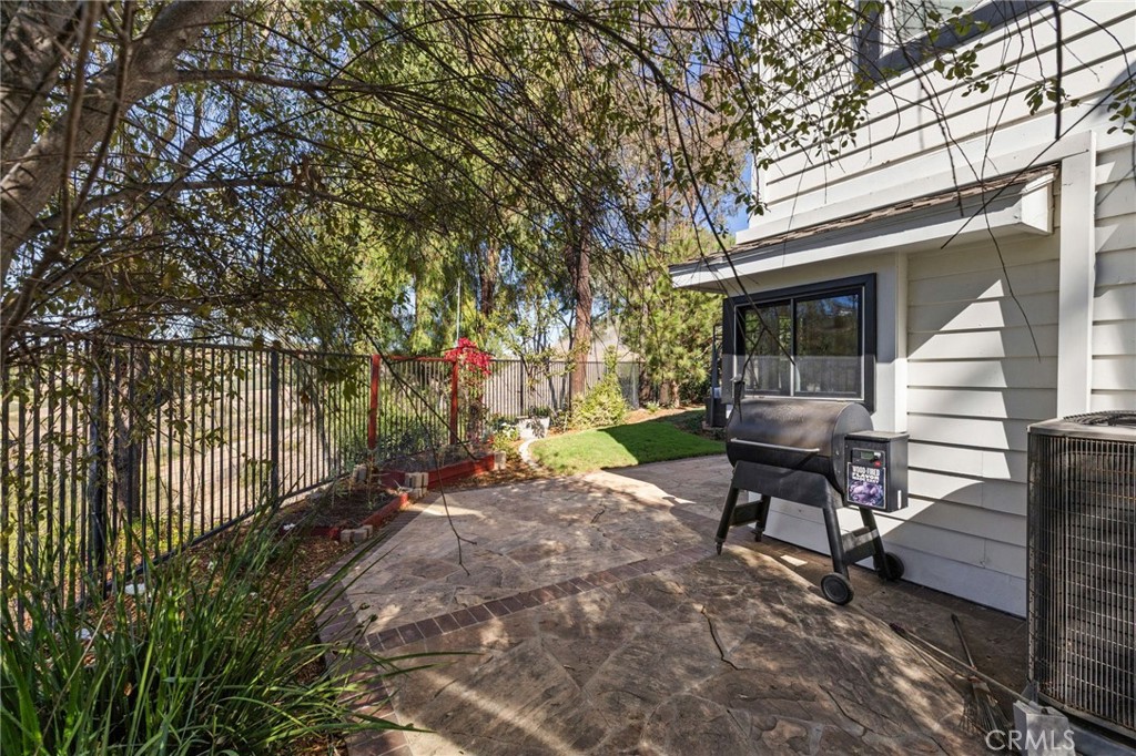 Property photo 33