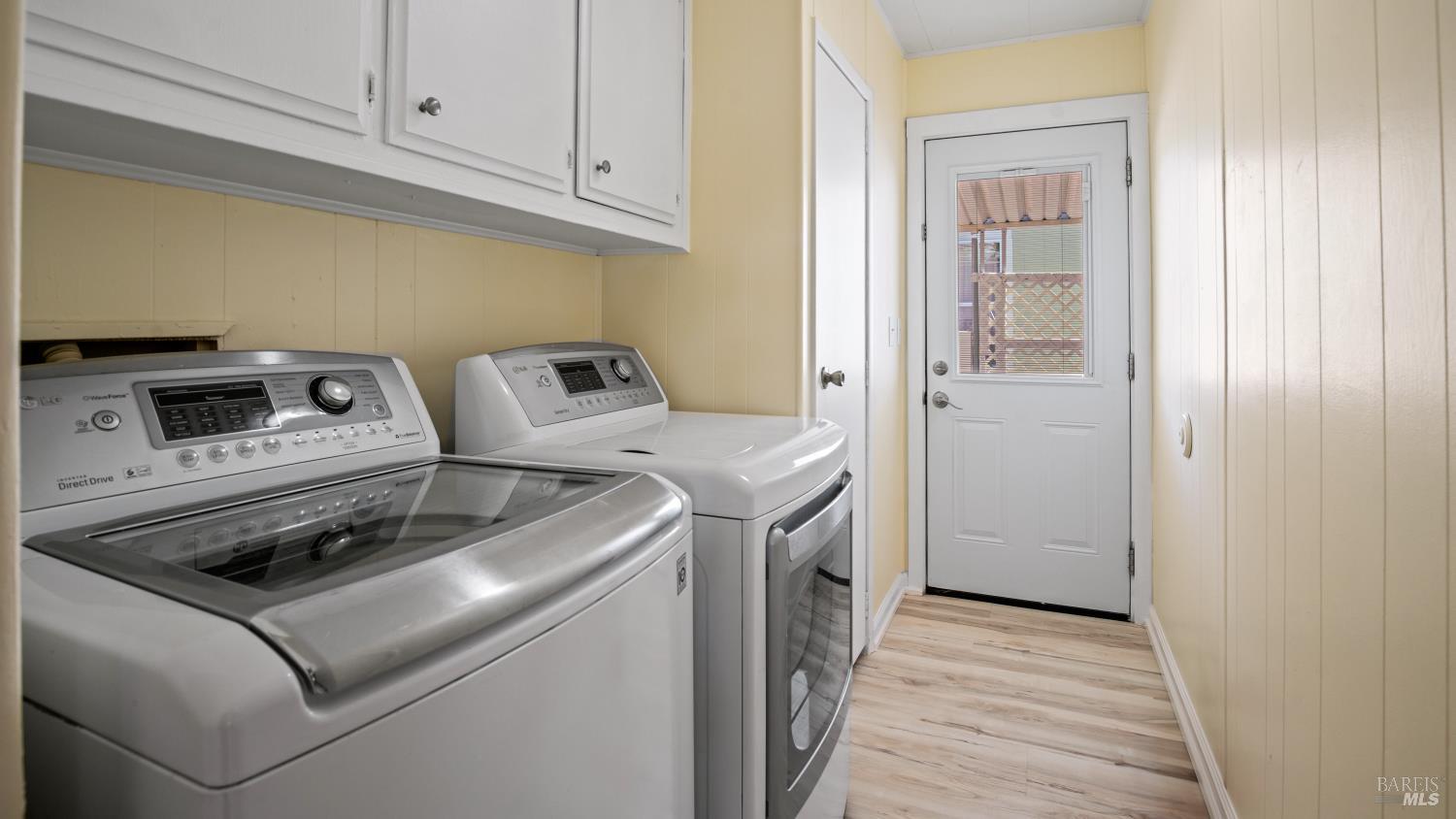 Property photo 32