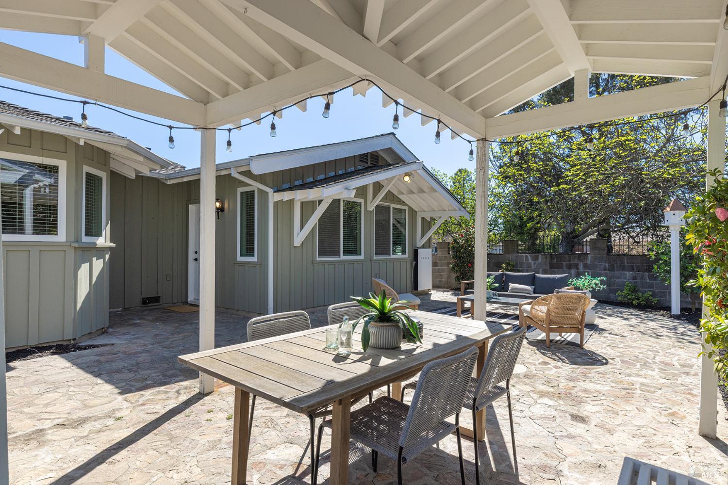 Property photo 43