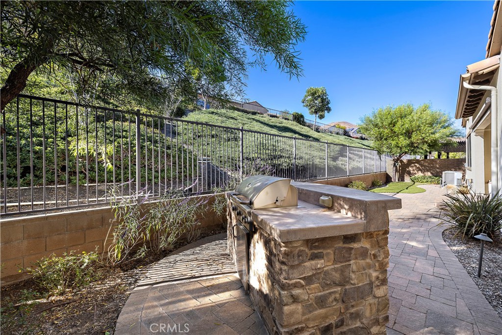 Property photo 32