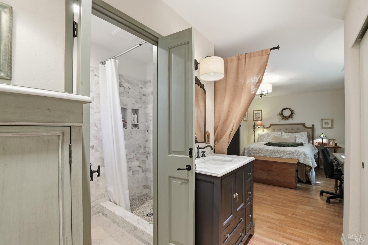 Property photo 31
