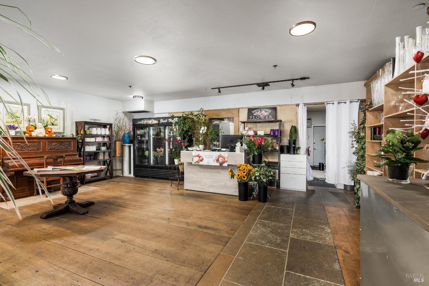 Property photo 32