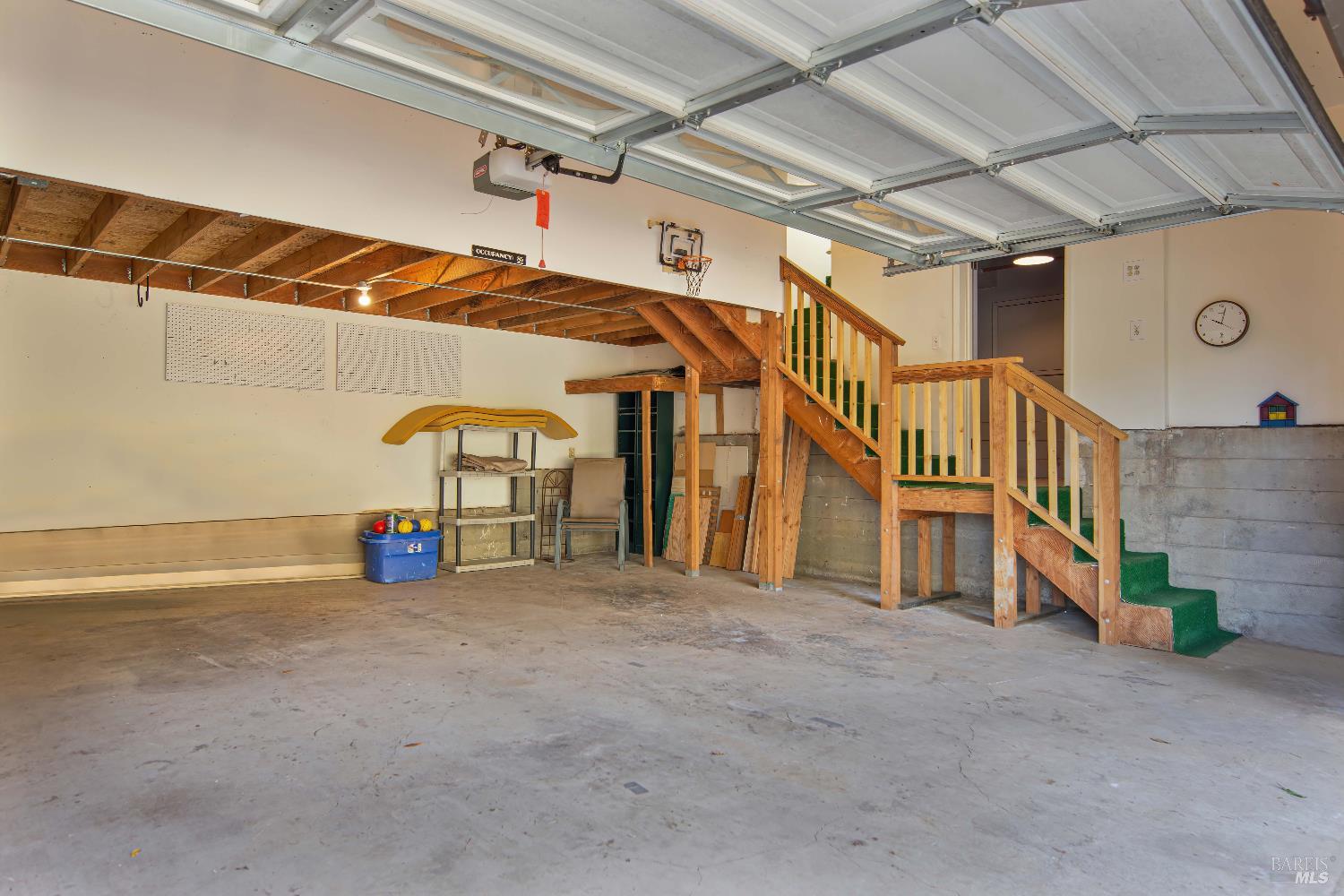 Property photo 38