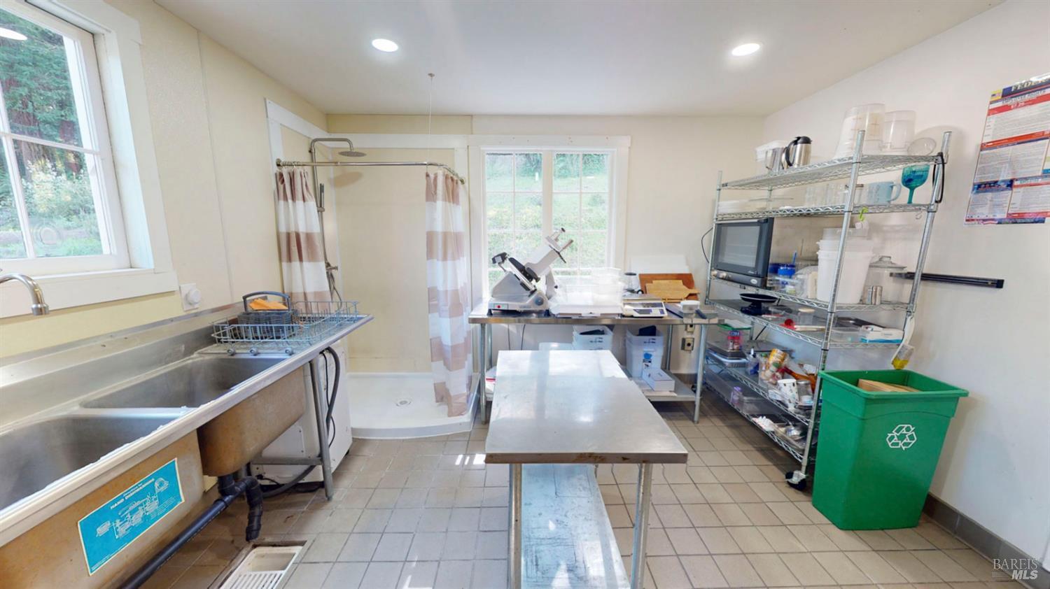 Property photo 31