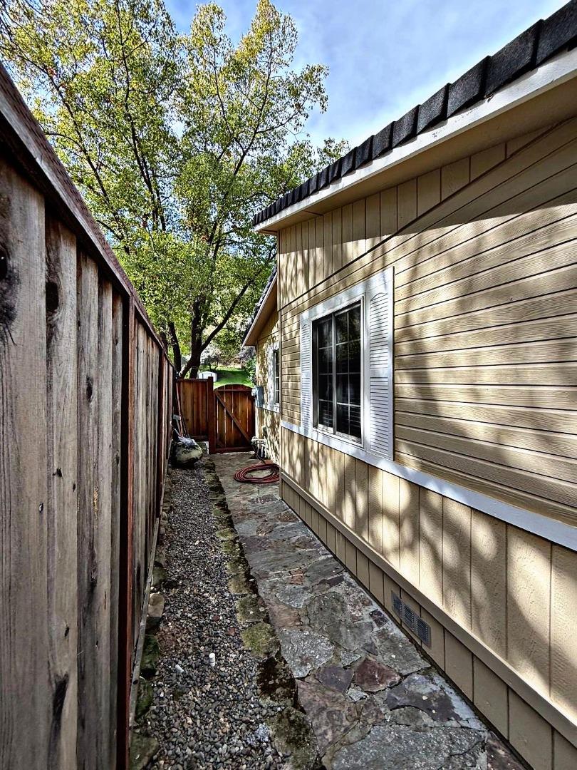 Property photo 47