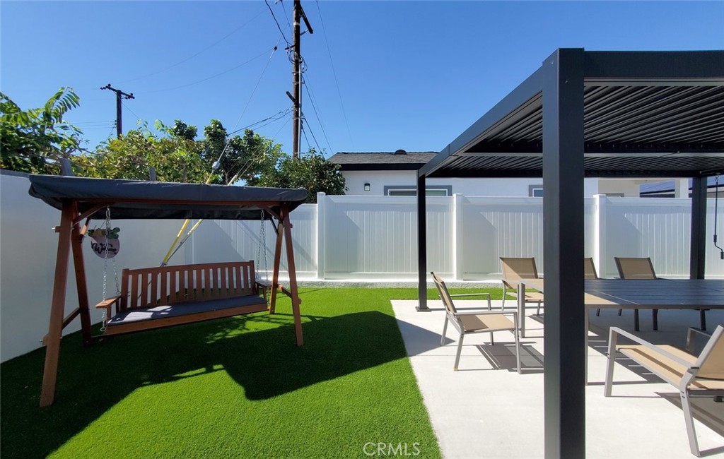 Property photo 44