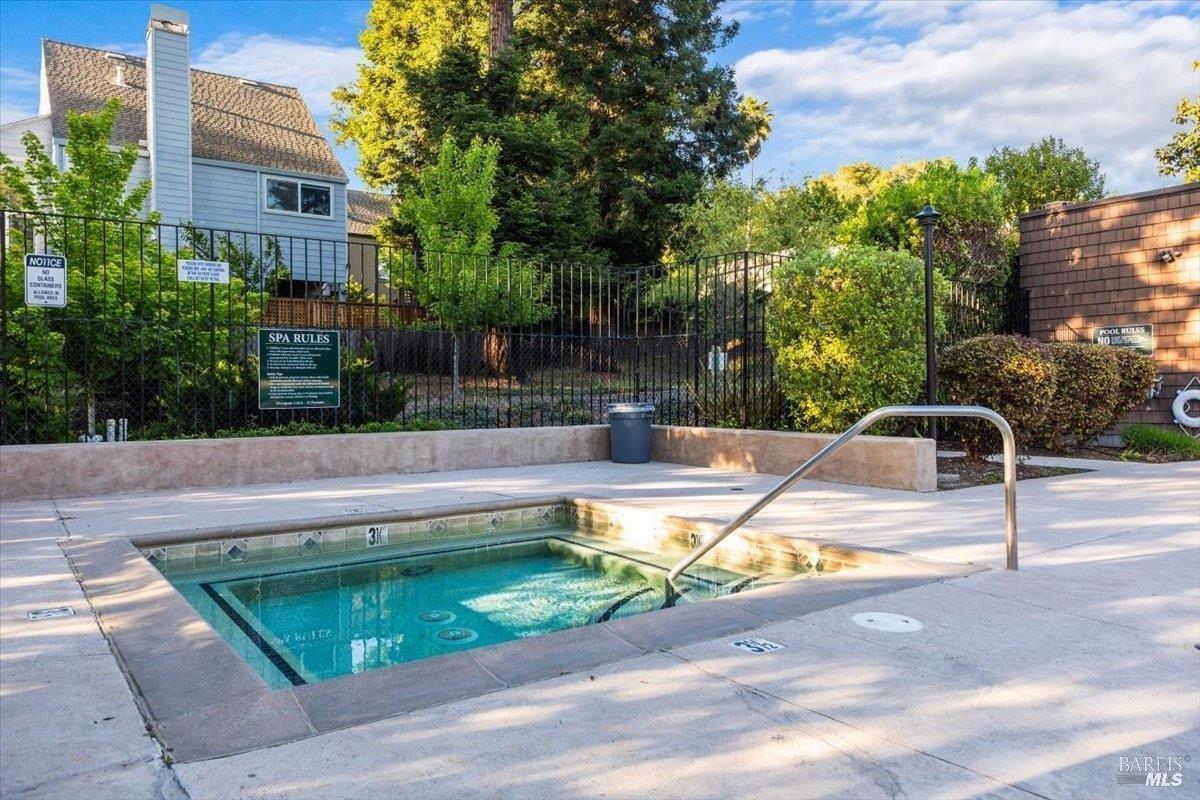 Property photo 37
