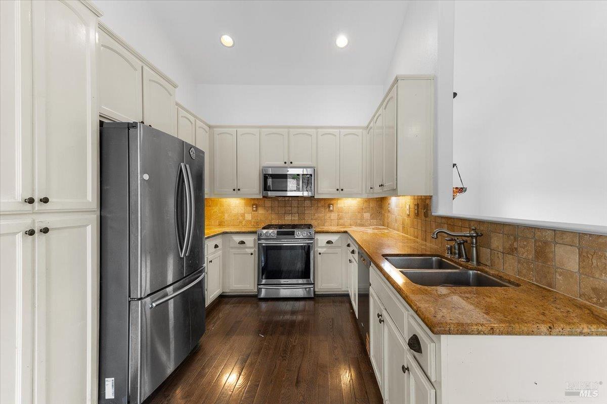 Property photo 15