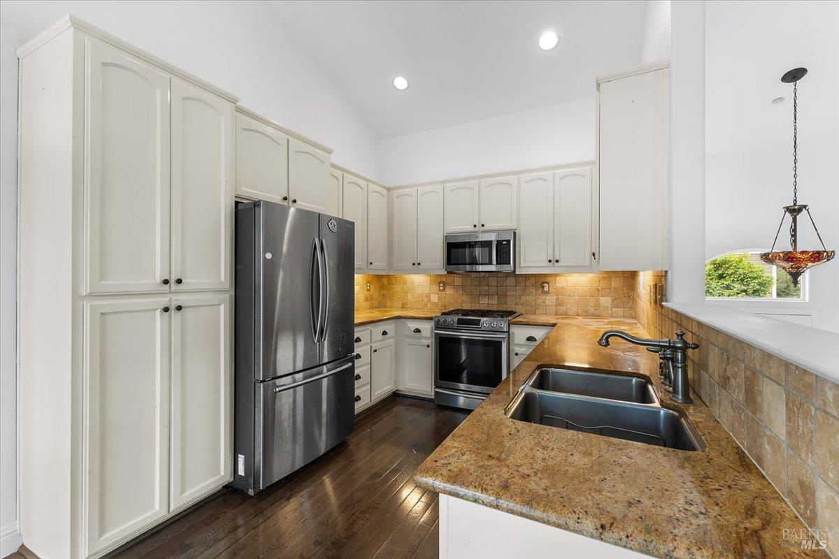 Property photo 16