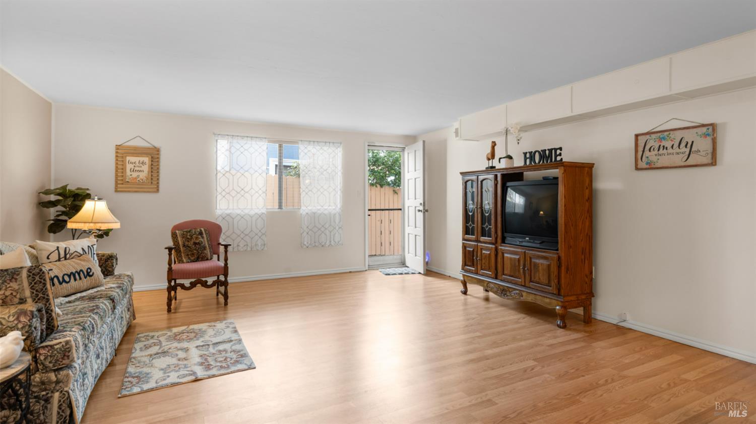 Property photo 44