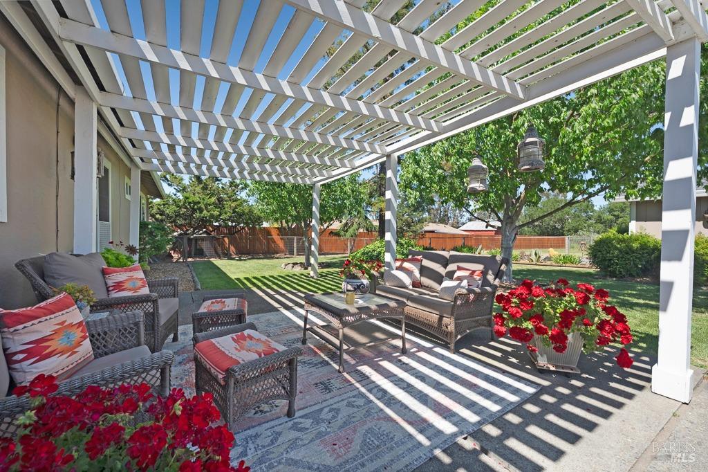 Property photo 38