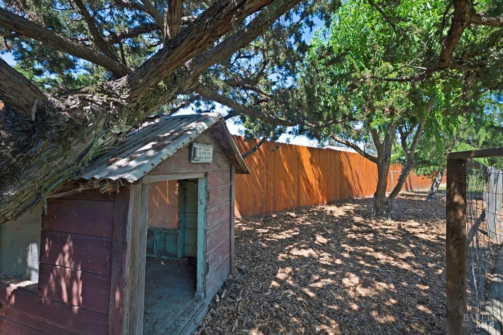 Property photo 40