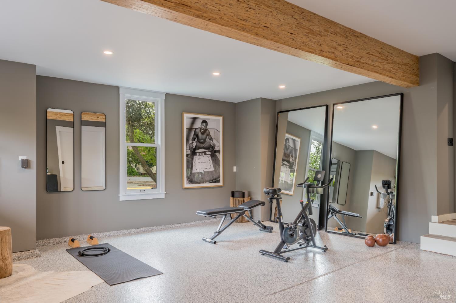 Property photo 35