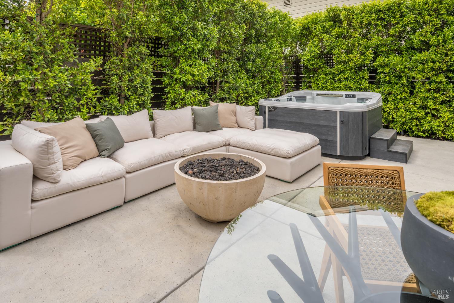 Property photo 38