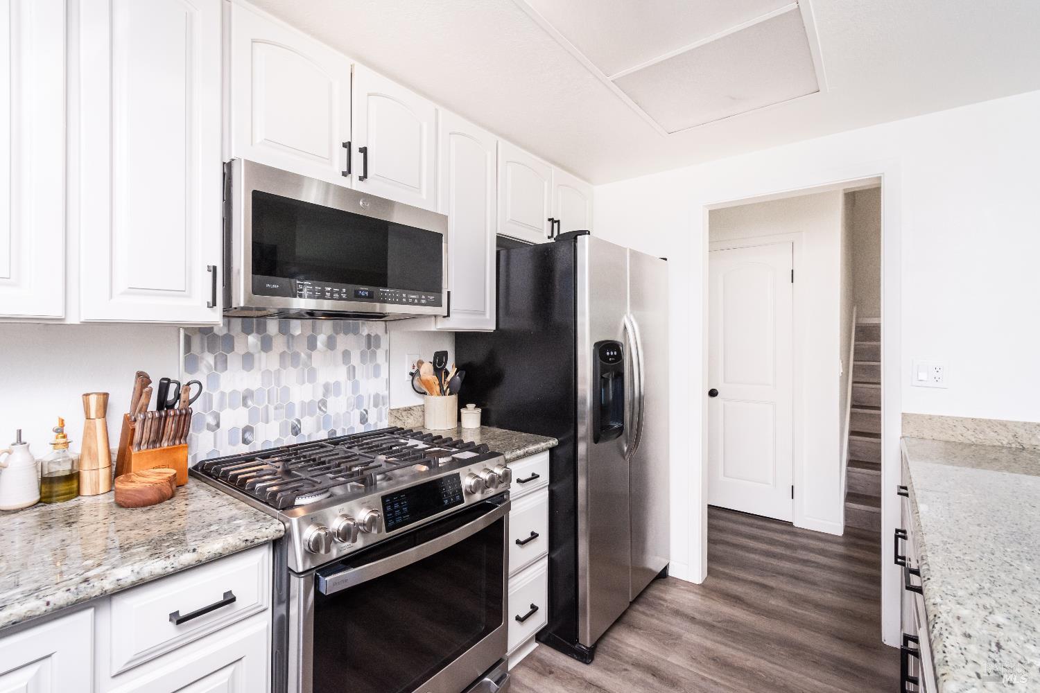 Property photo 33