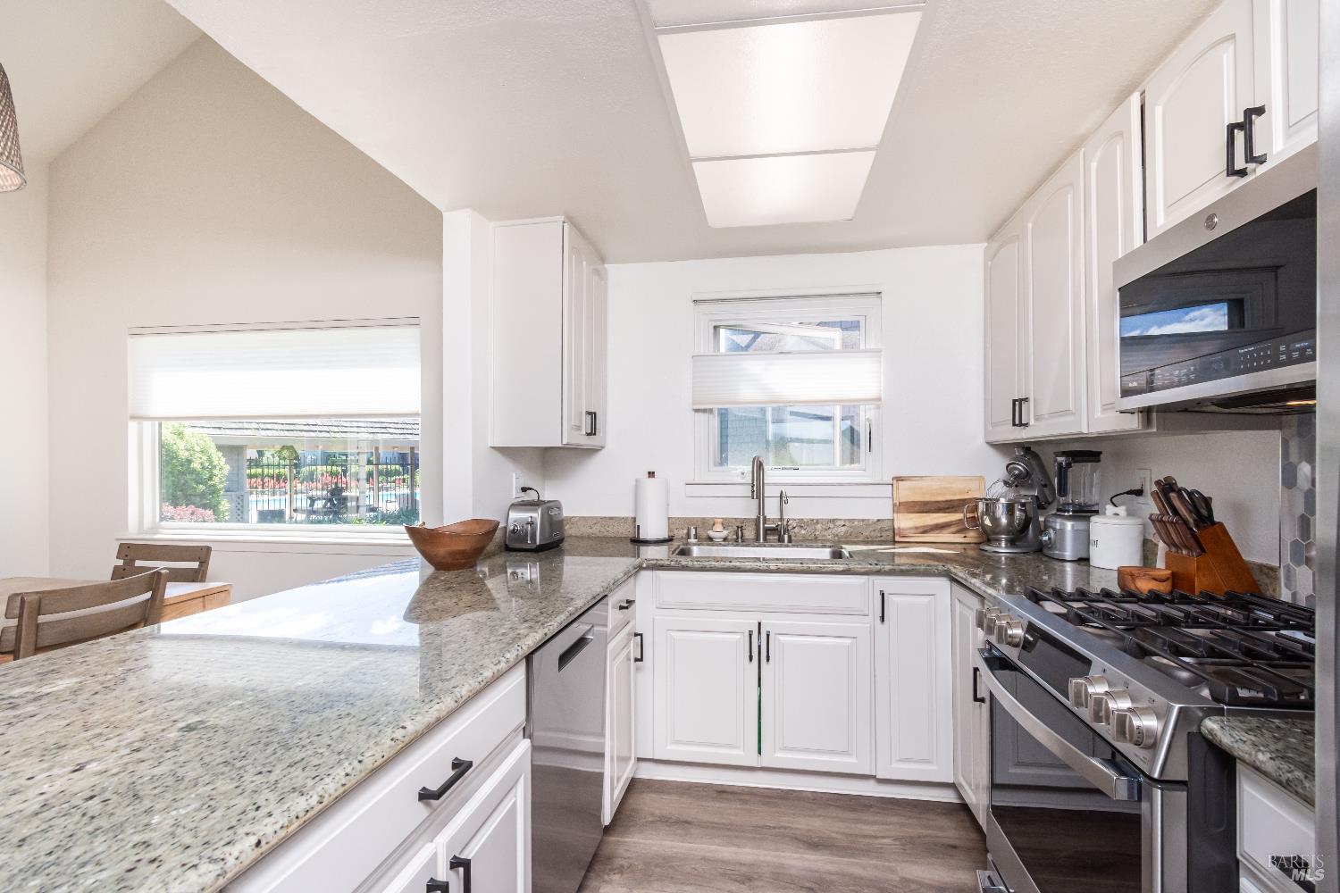 Property photo 38
