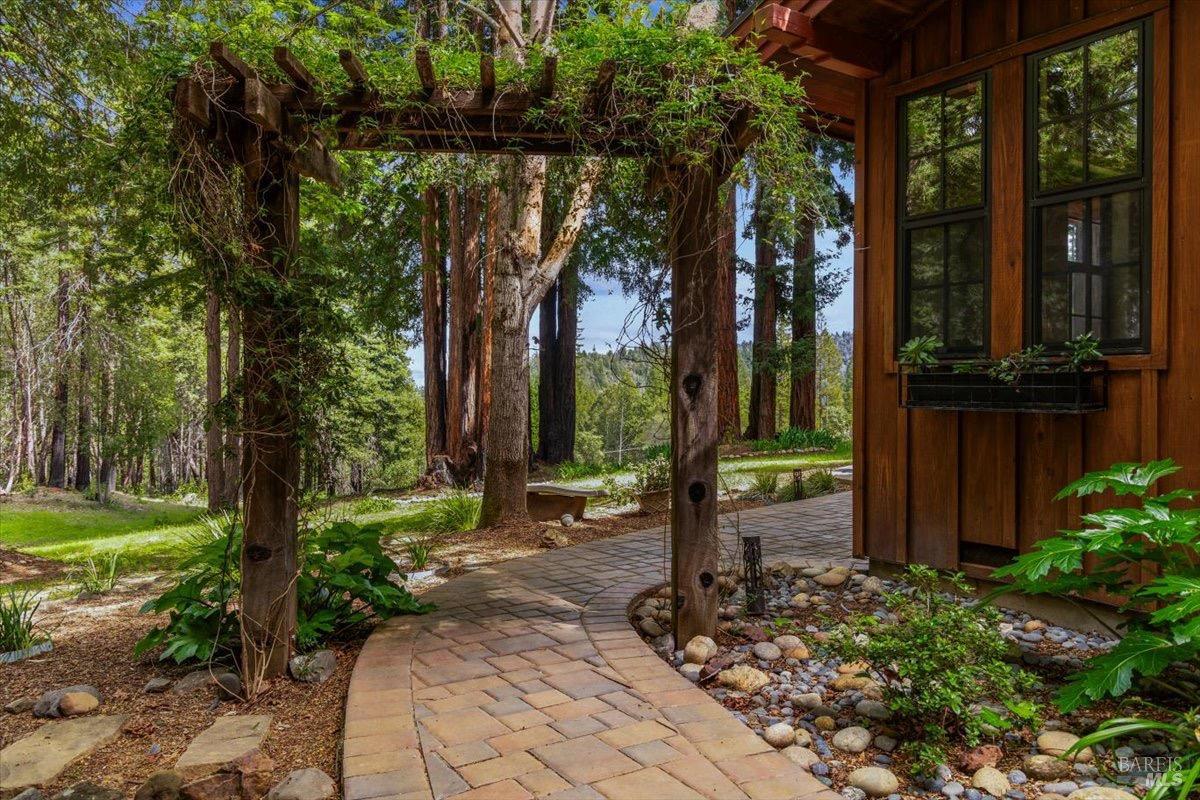 Property photo 40