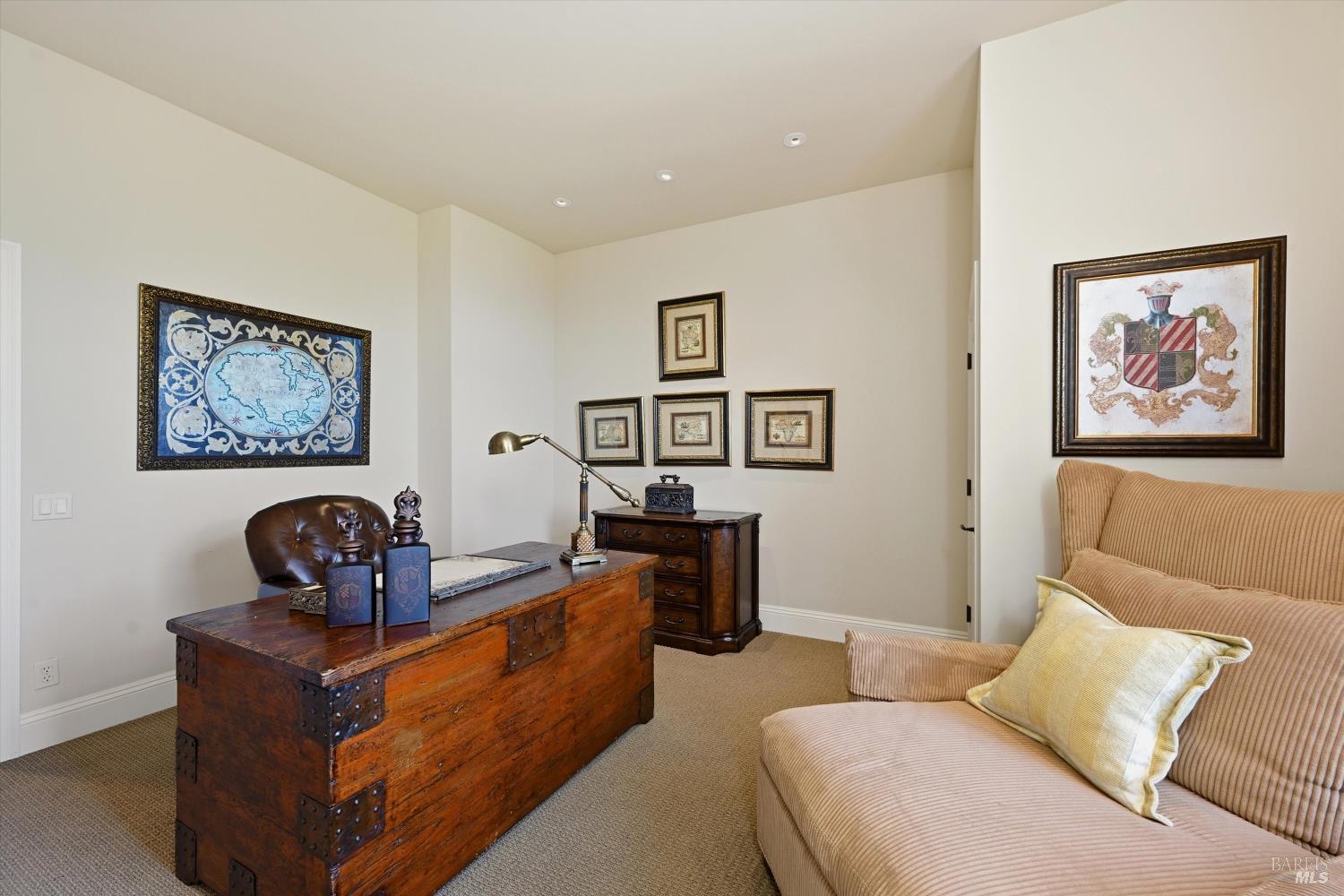 Property photo 38