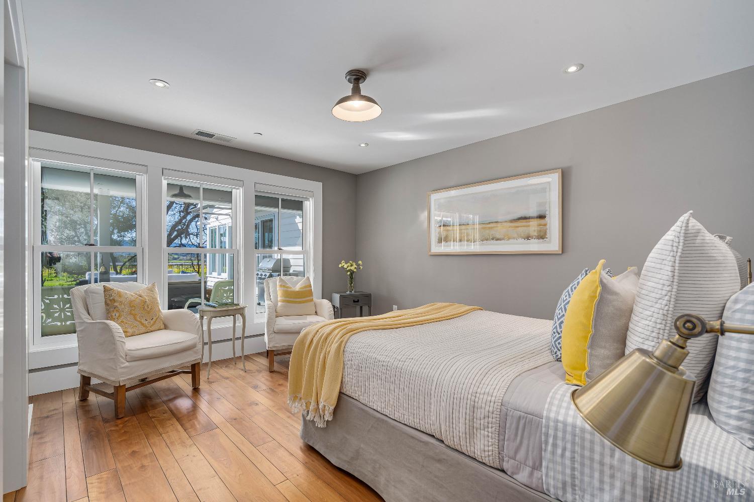 Property photo 35