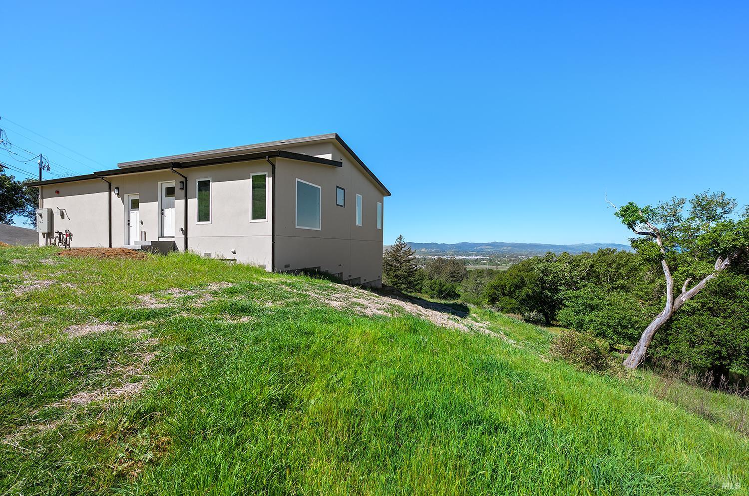 Property photo 33