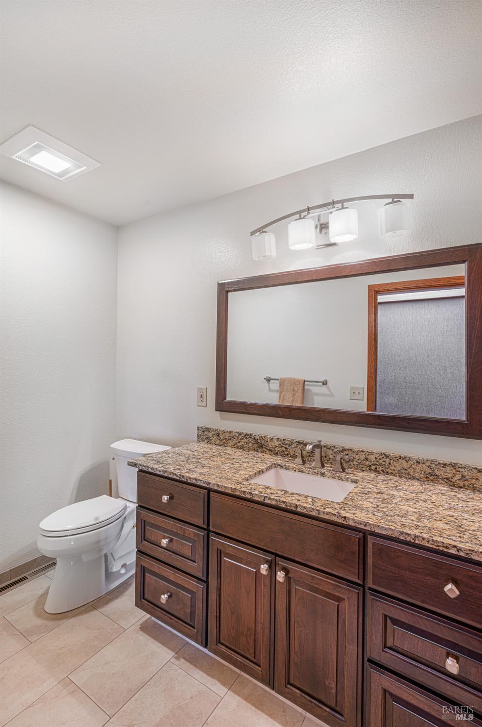 Property photo 44