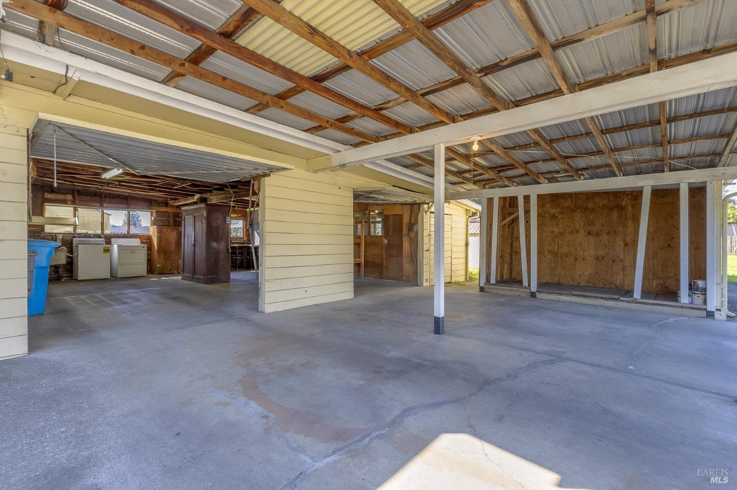Property photo 42