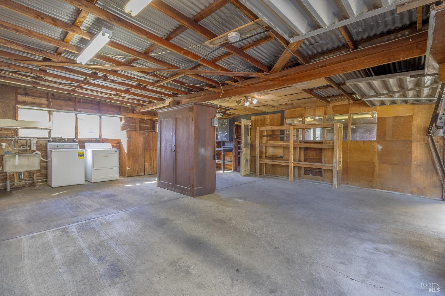 Property photo 43