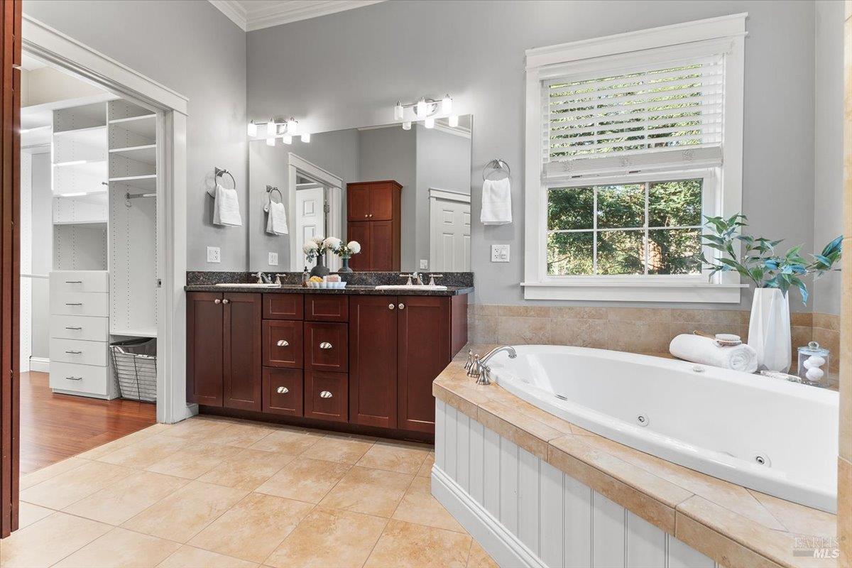 Property photo 40