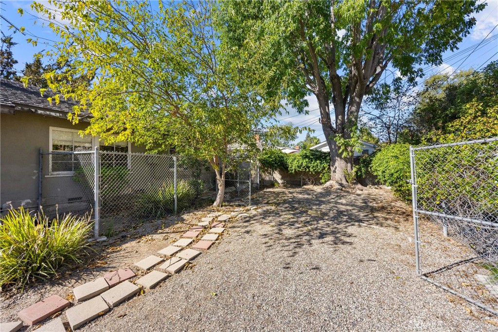 Property photo 44