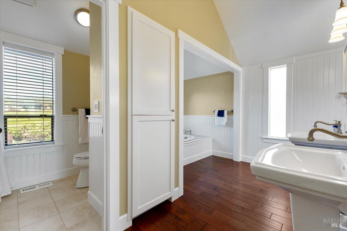 Property photo 25