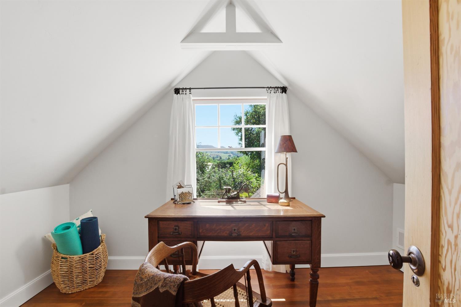 Property photo 34