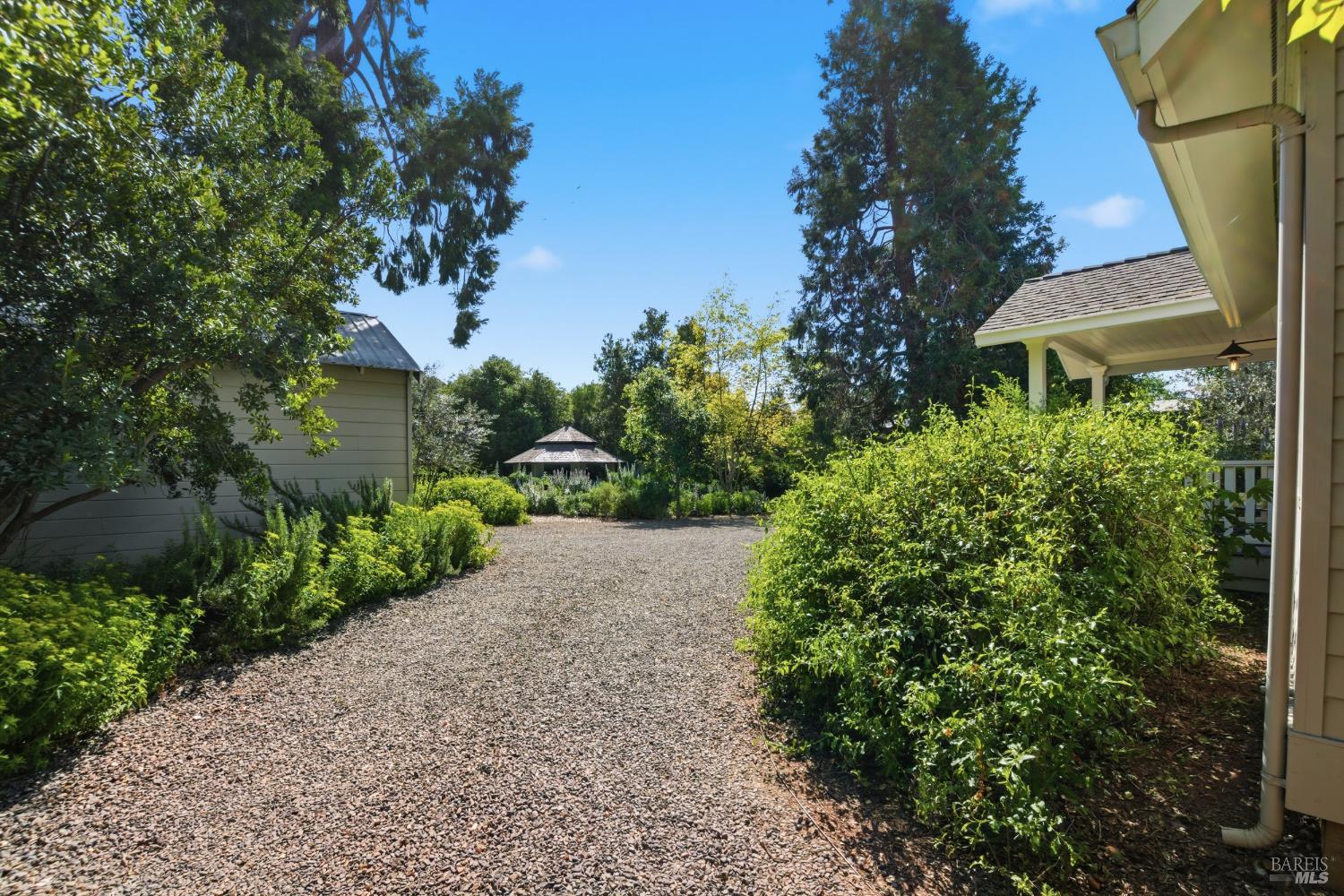 Property photo 40