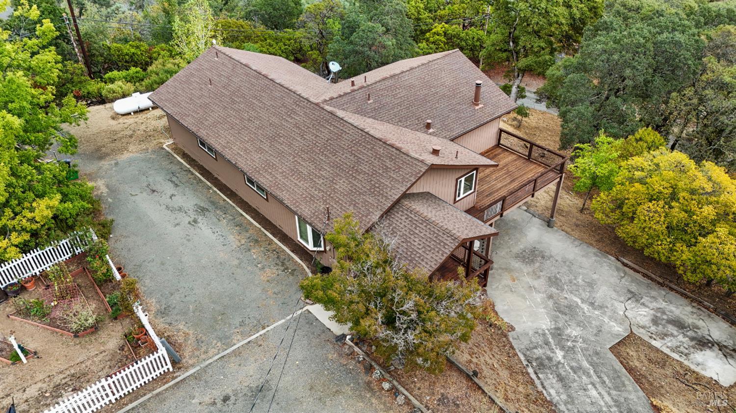 Property photo 33