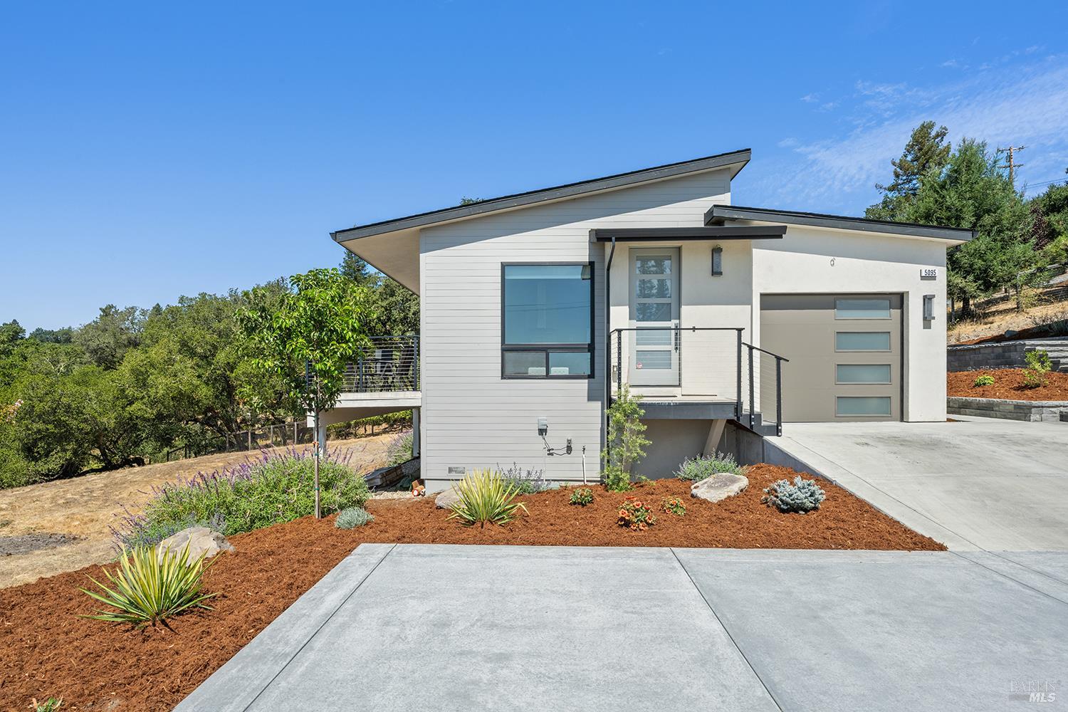 Property photo 44