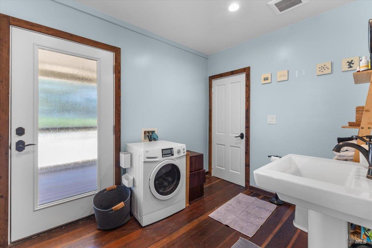 Property photo 34