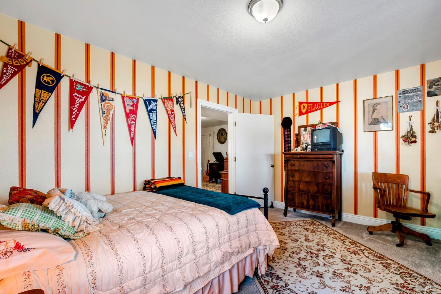 Property photo 36