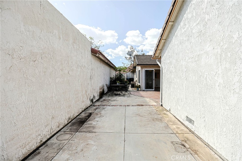Property photo 44
