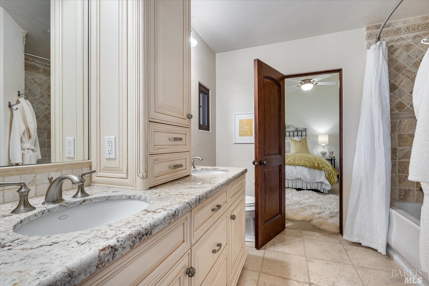 Property photo 42