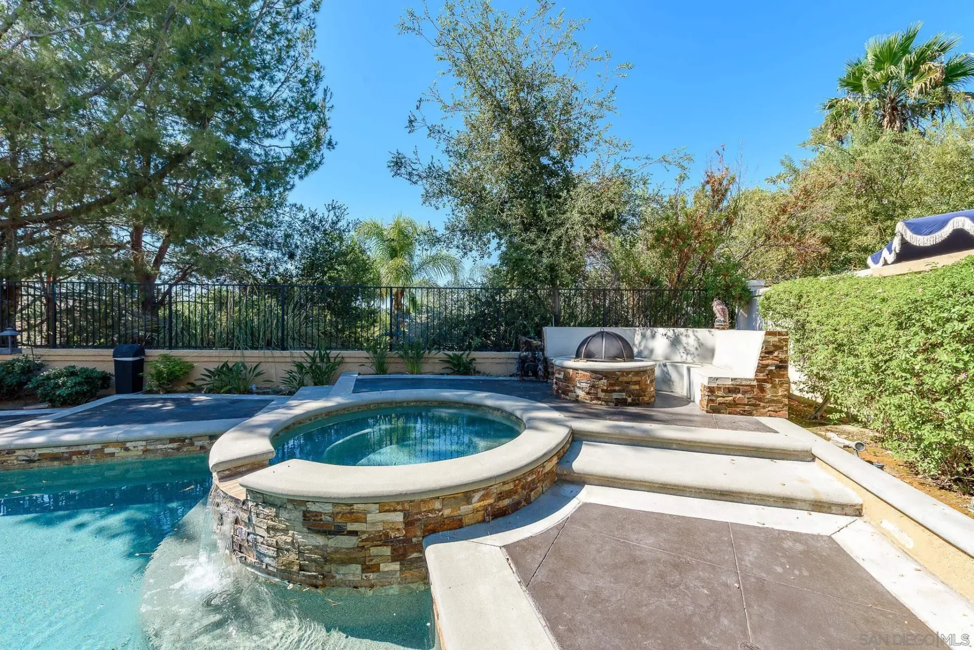 Property photo 31
