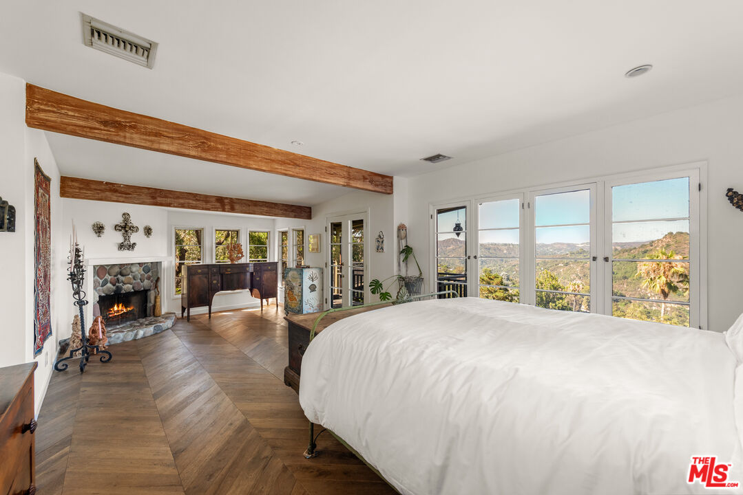 Property photo 42