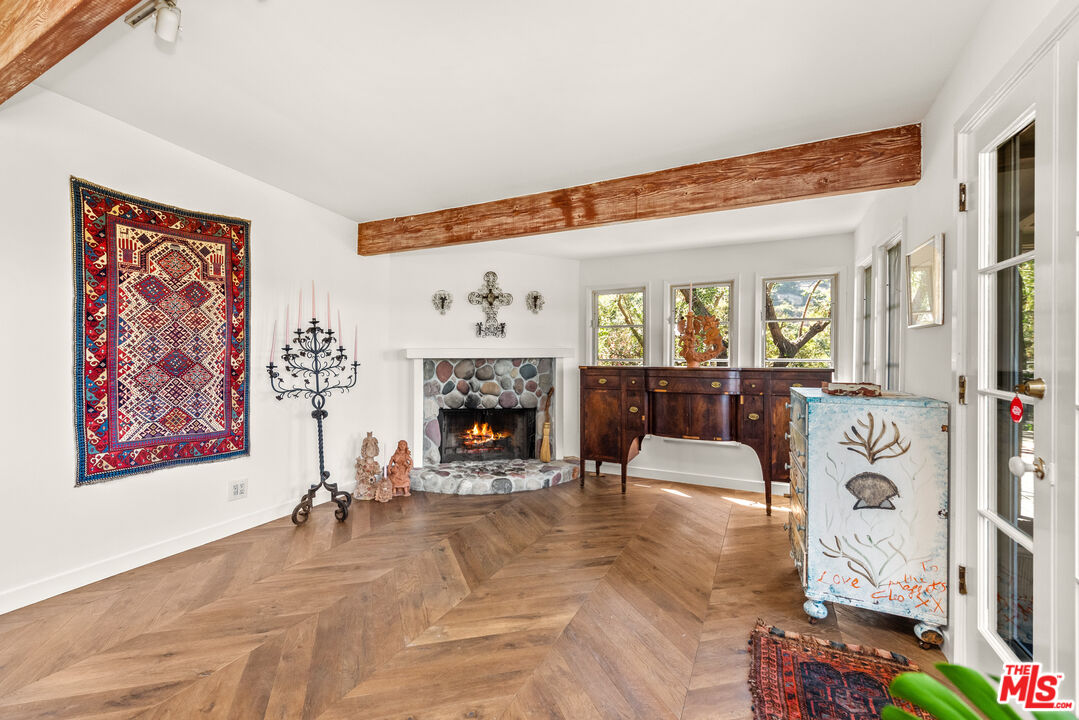 Property photo 44