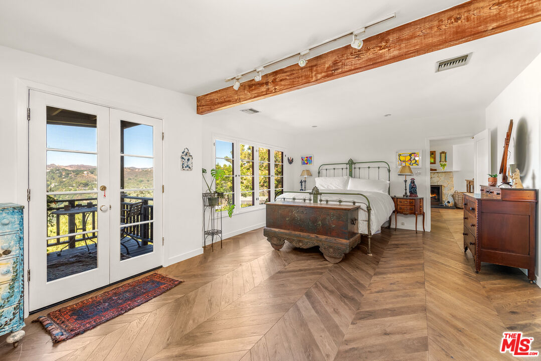 Property photo 45