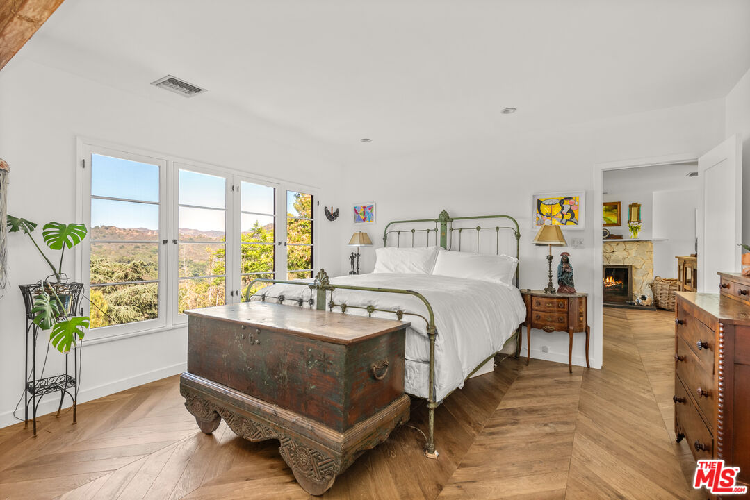 Property photo 46