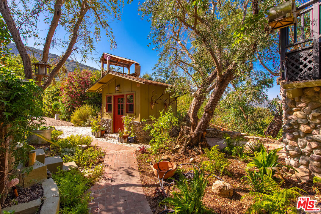 Property photo 8