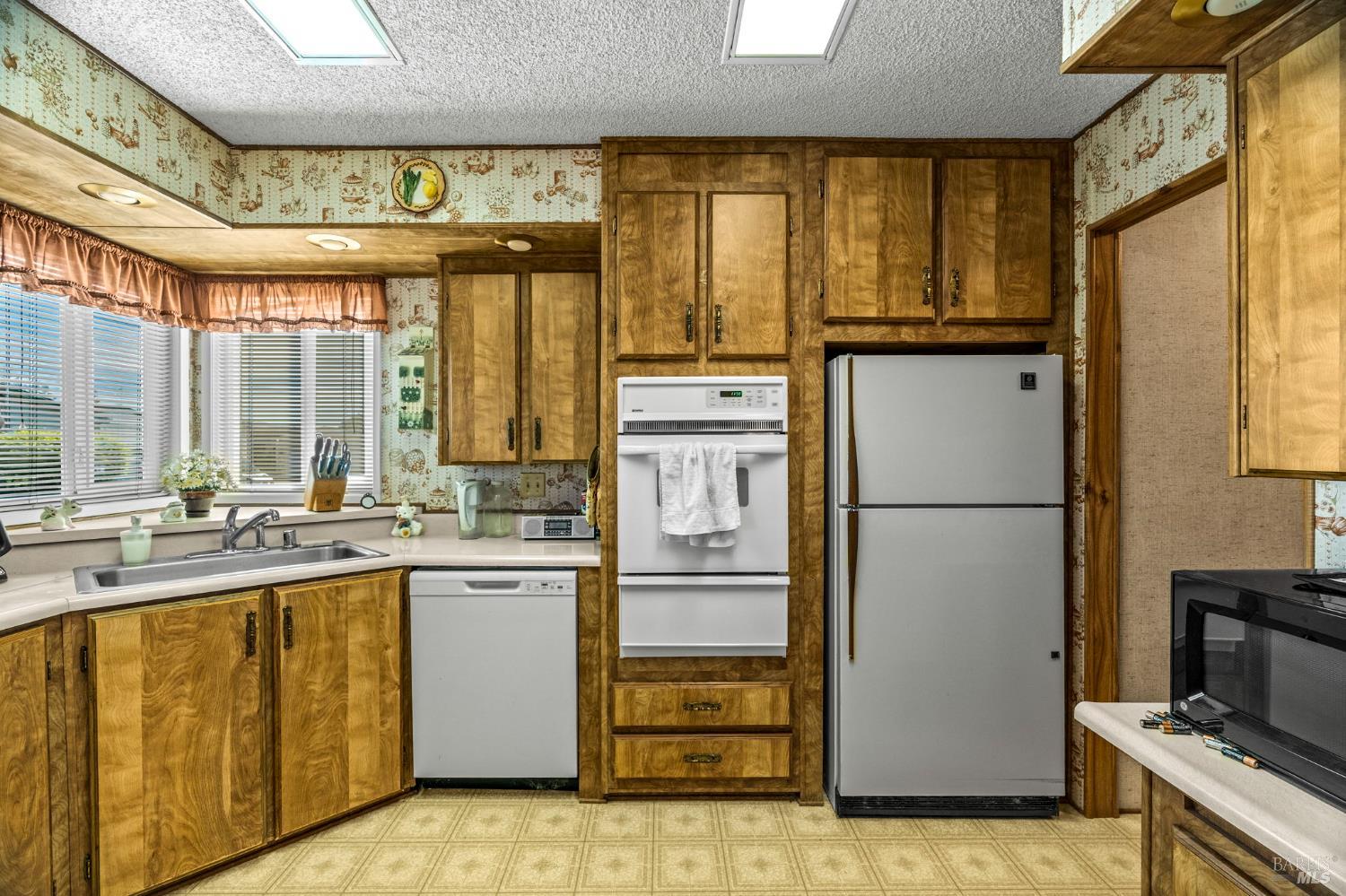 Property photo 25