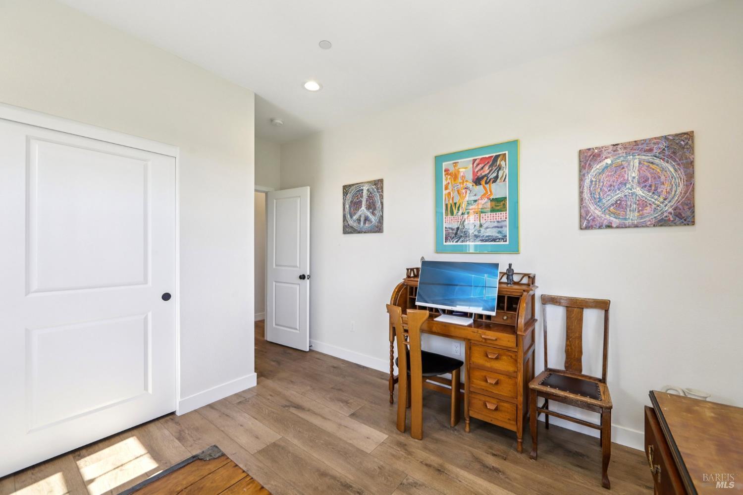 Property photo 37