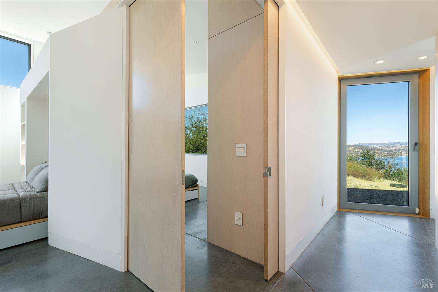 Property photo 43