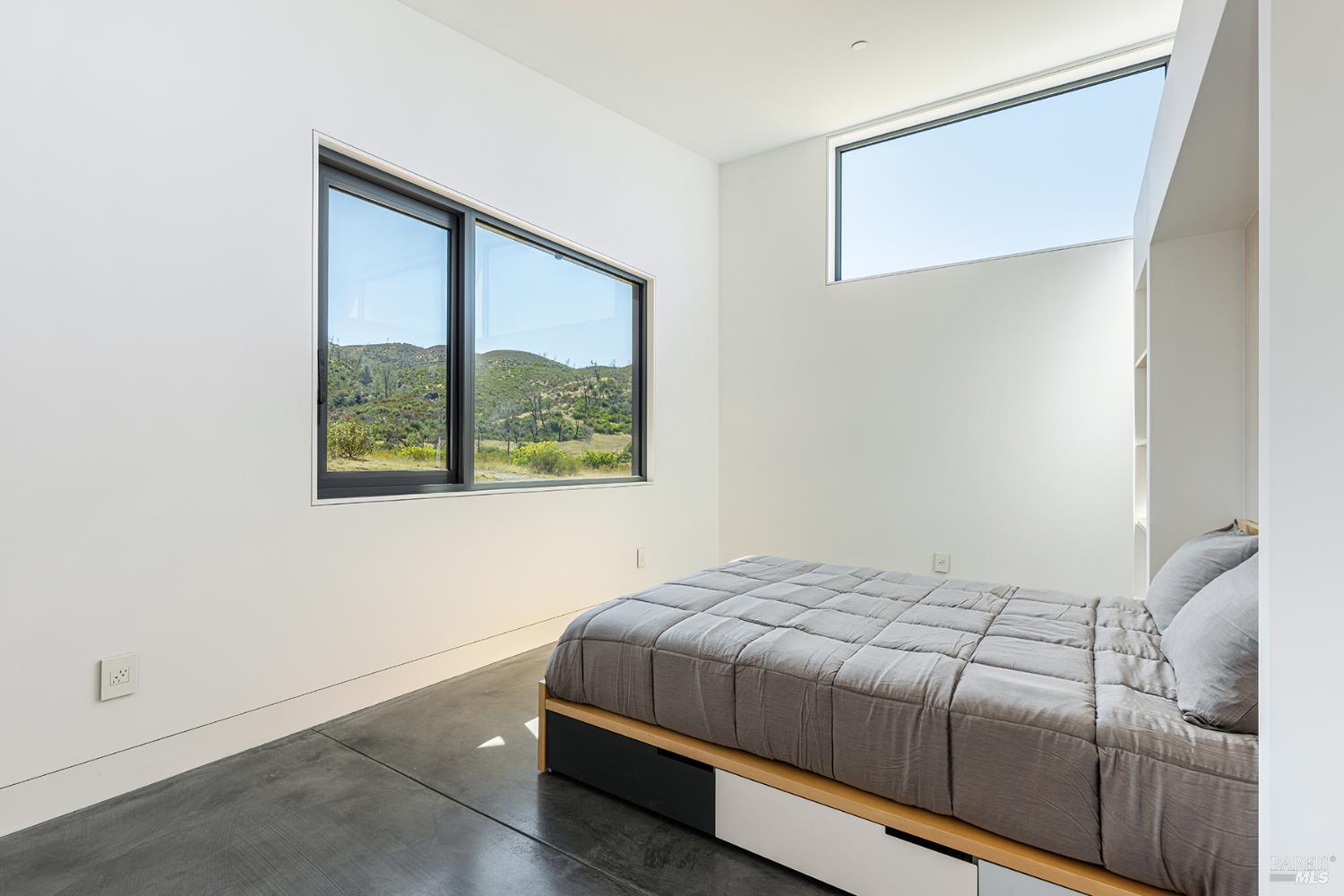 Property photo 46